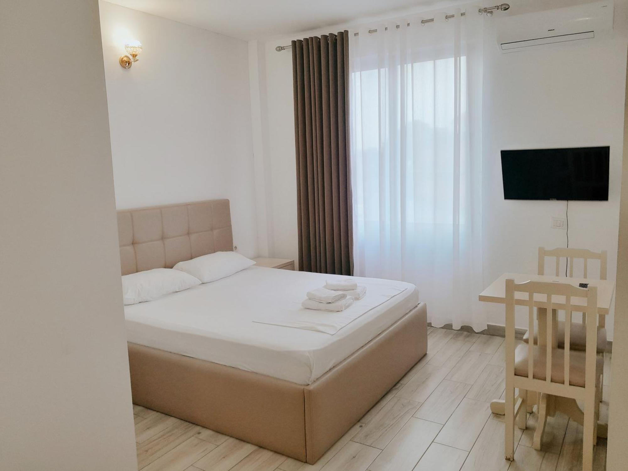 Hotel Restaurant Univers شكودر المظهر الخارجي الصورة